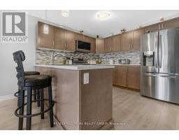 Family room - 92 Seabert Drive, Arnprior, ON K7S0K1 Photo 8