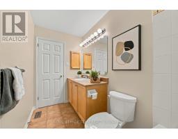 135 Gatespark Private, Ottawa, ON K2T1L1 Photo 25