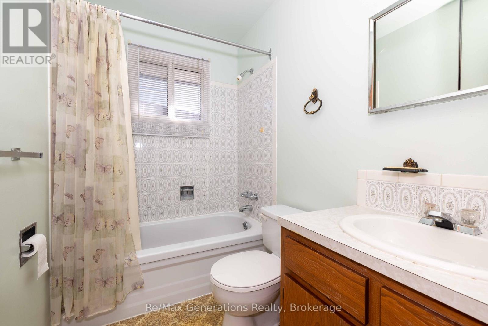 121 LOYOLA PLACE - Image 14