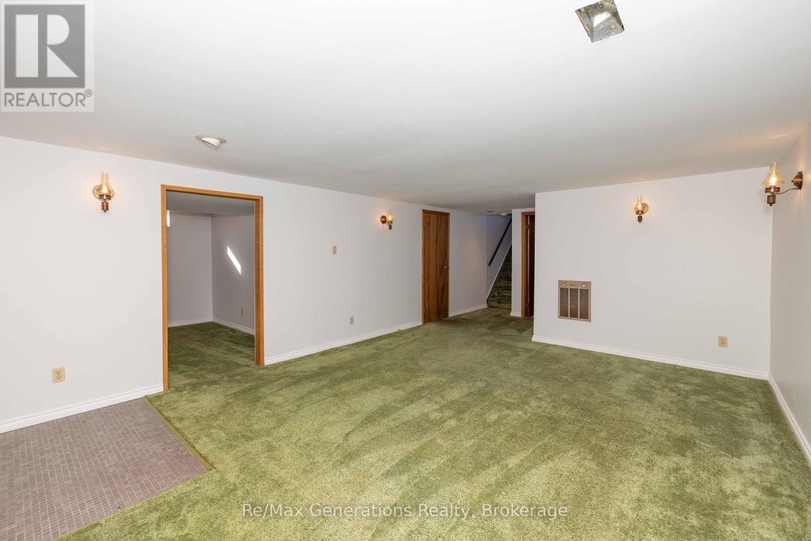 121 LOYOLA PLACE - Image 16
