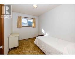 121 Loyola Place, Thunder Bay, ON P7C5N6 Photo 11