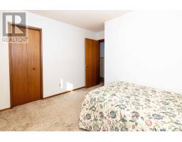 121 Loyola Place, Thunder Bay, ON P7C5N6 Photo 13