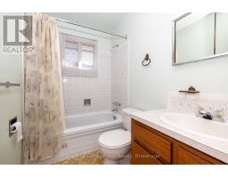 121 Loyola Place, Thunder Bay, ON P7C5N6 Photo 14