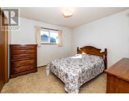 121 Loyola Place, Thunder Bay, ON P7C5N6 Photo 9