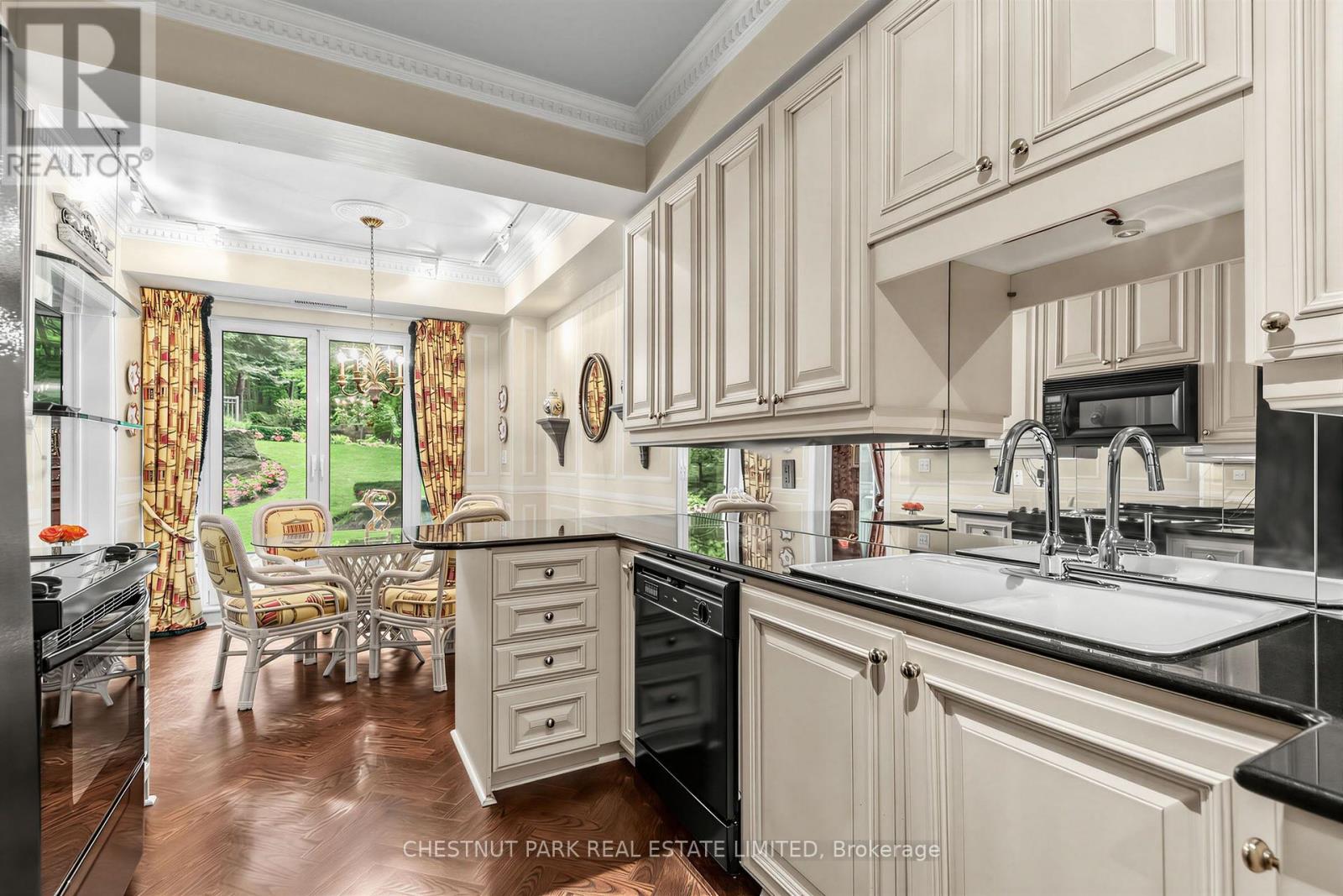 #102 11 WILLIAM CARSON CRESCENT - 12