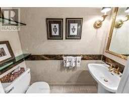 102 - 11 William Carson Crescent, Toronto, ON M2P2G1 Photo 11