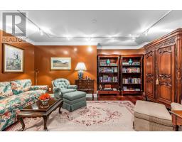 102 - 11 William Carson Crescent, Toronto, ON M2P2G1 Photo 9