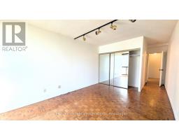 1823 - 33 Harbour Square, Toronto, ON M5J2Z6 Photo 7
