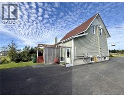 Kitchen - 133 Rue Du Bassin, Lameque, NB E8T1H6 Photo 9