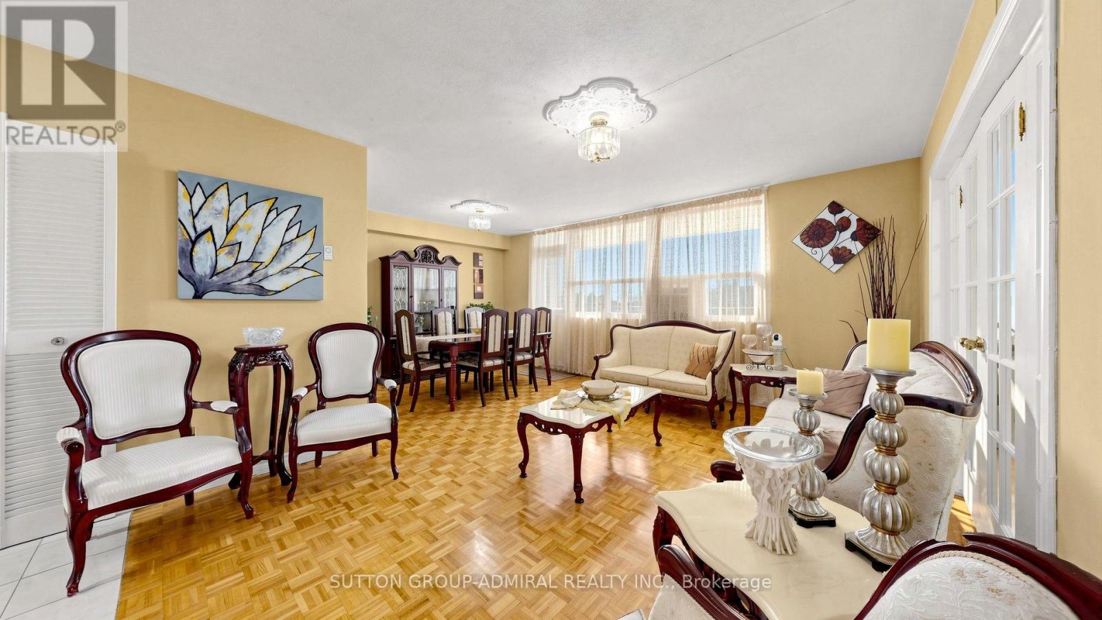 #1804 2550 PHARMACY AVENUE - 15
