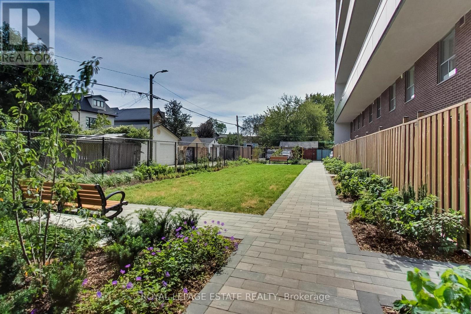 #311 1071 WOODBINE AVENUE - 22