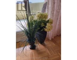 #215 - 5 Massey Square, Toronto, ON M4C5L6 Photo 12