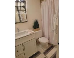 #215 - 5 Massey Square, Toronto, ON M4C5L6 Photo 20