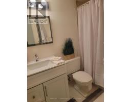 #215 - 5 Massey Square, Toronto, ON M4C5L6 Photo 21