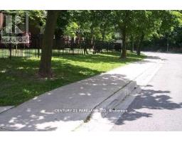 #215 - 5 Massey Square, Toronto, ON M4C5L6 Photo 40