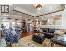 2pc Bathroom - 147 S 4 Street E, Magrath, AB T0K1J0 Photo 6