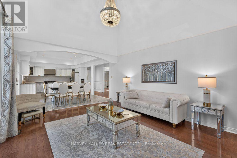 28 PUTTING GREEN CRESCENT - 20