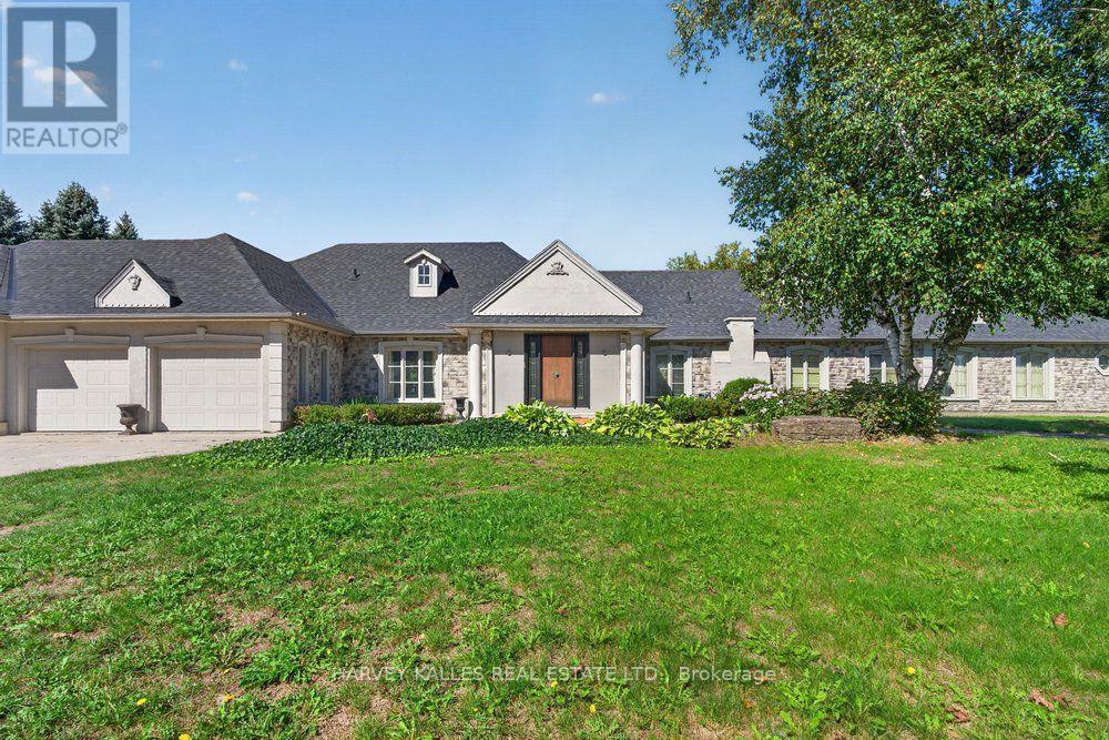 28 PUTTING GREEN CRESCENT - 5