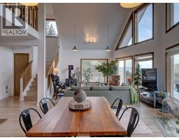 5280 Cecil Hill Road, Madeira Park, BC V0N2H1 Photo 9
