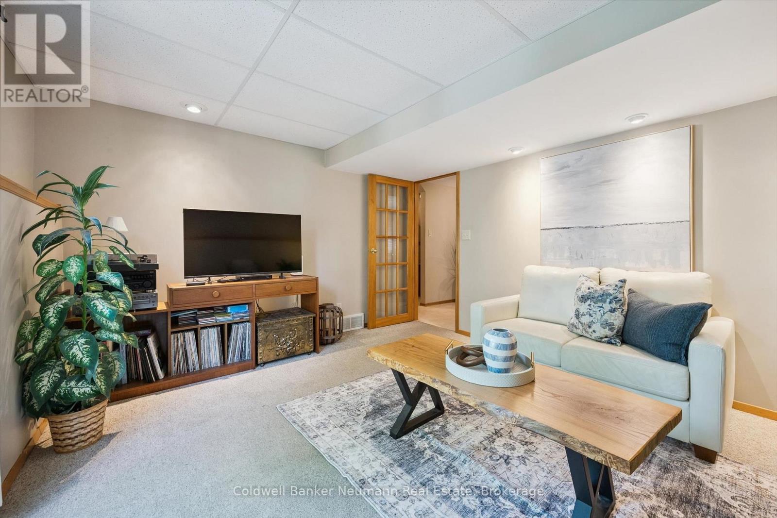 24 BRIARLEA ROAD - 20