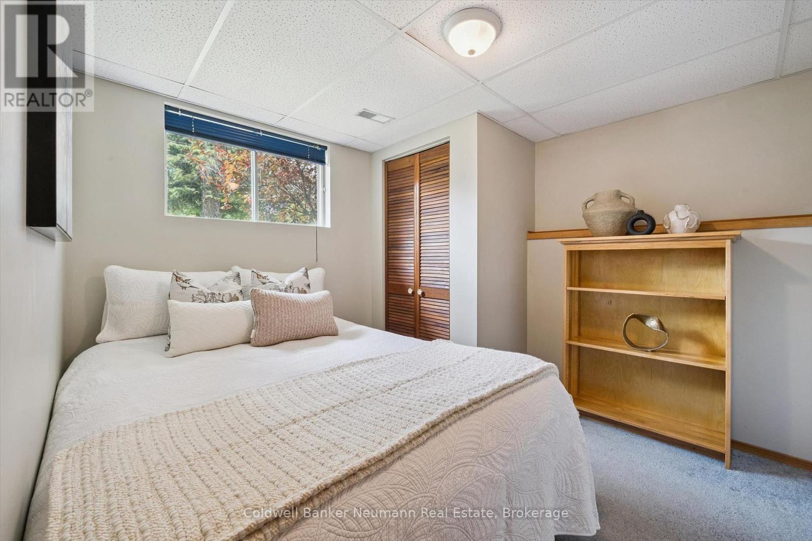 24 BRIARLEA ROAD - 21
