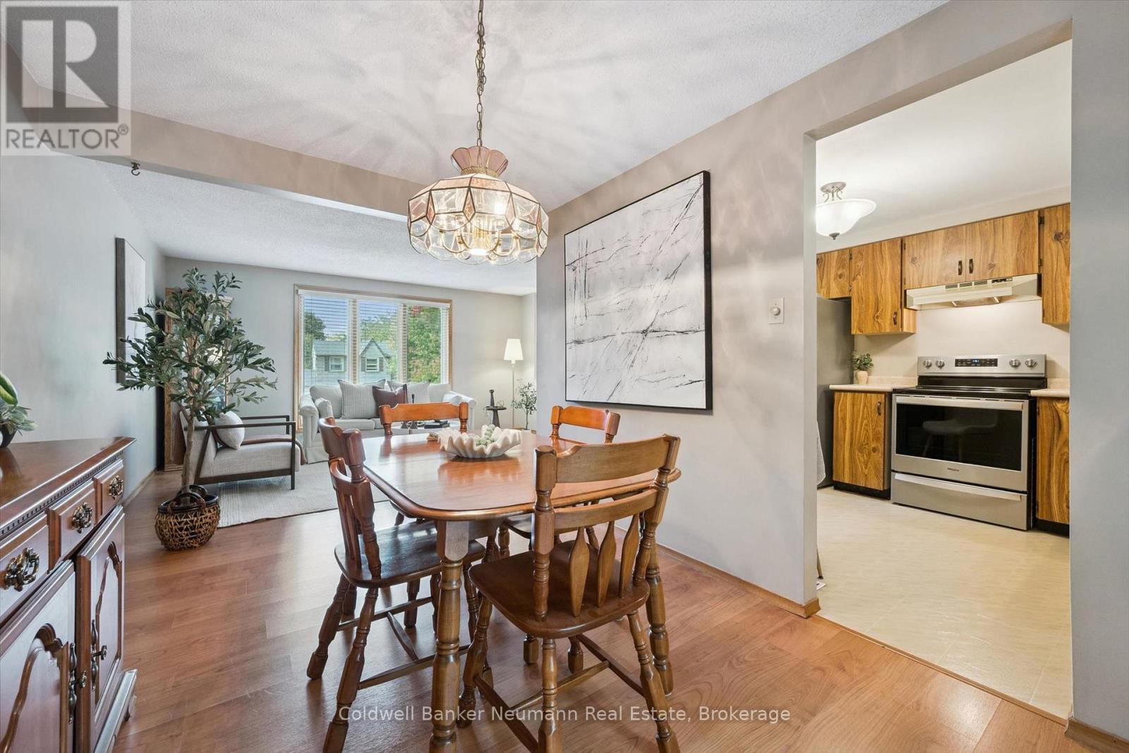 24 BRIARLEA ROAD - 8