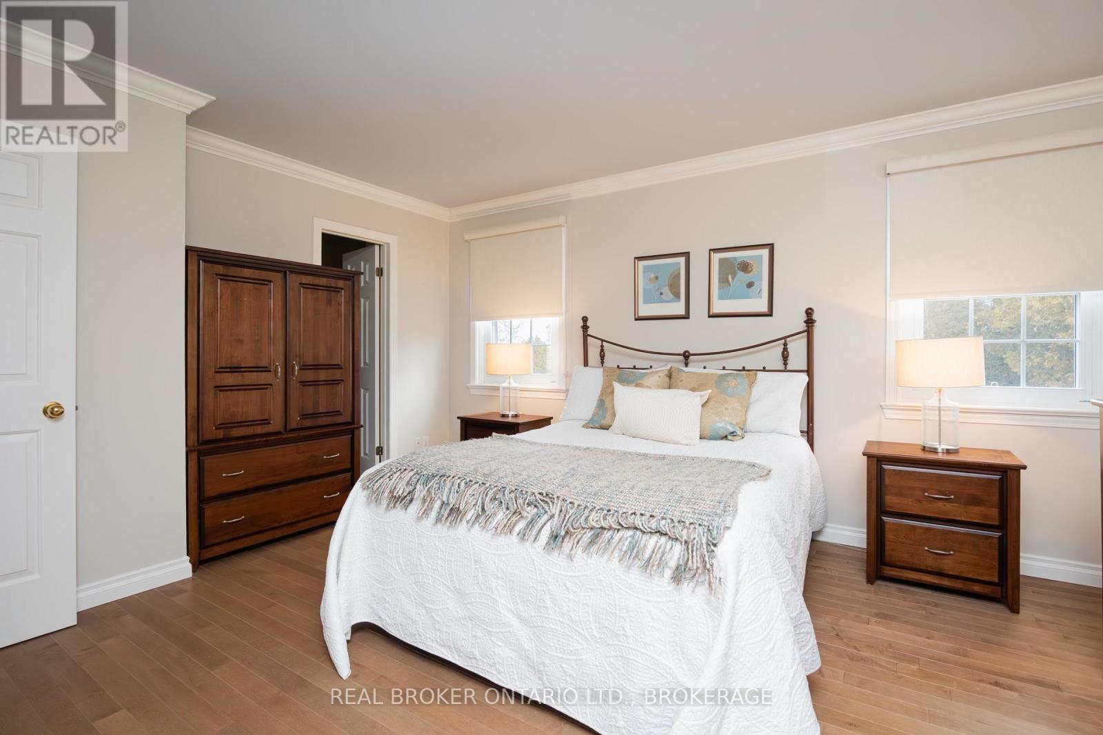 162 HOPE STREET - 25