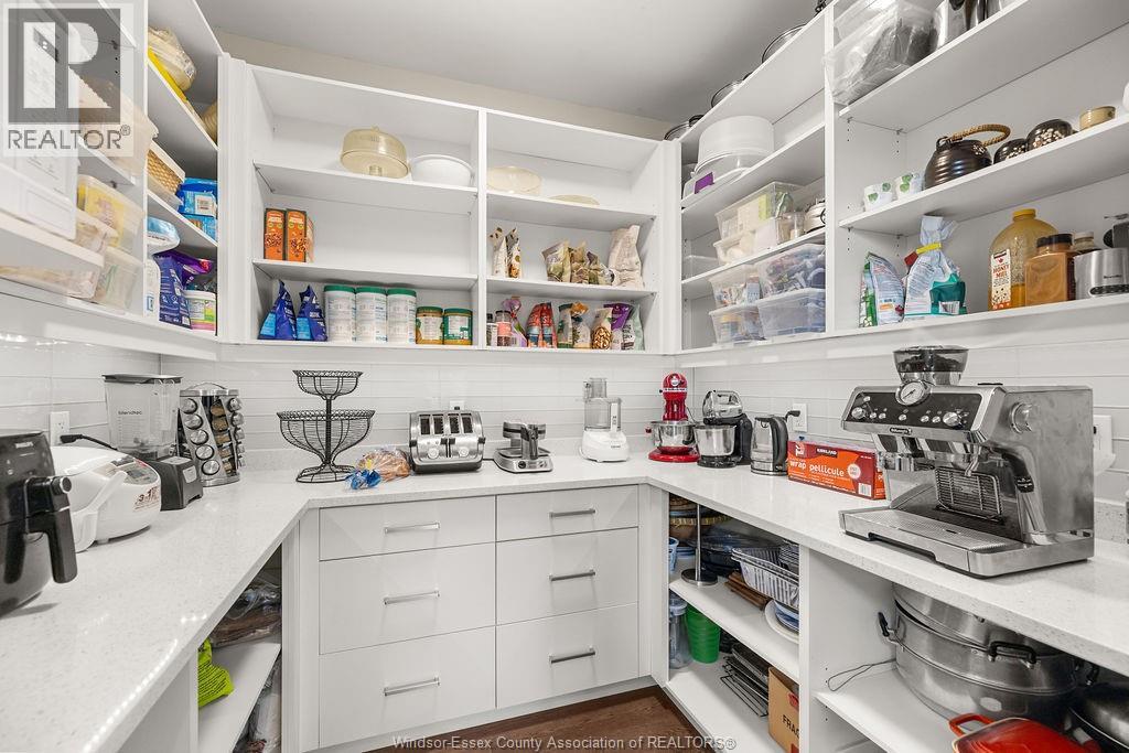 226 RAFIH CRESCENT - 11