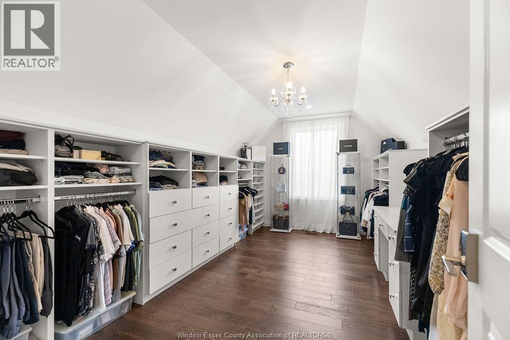 226 RAFIH CRESCENT - 32