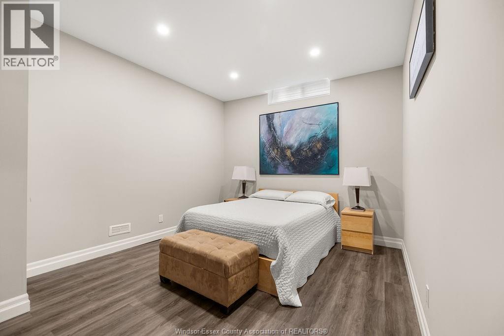 226 RAFIH CRESCENT - 35