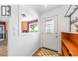 Primary Bedroom - 1002 13 Street Ne, Medicine Hat, AB T1A5V6 Photo 7