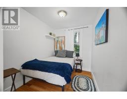112 Bond Street thumbnail 15