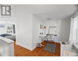 112 Bond Street thumbnail 19