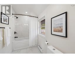 680 Shore Drive, Bedford, NS B4A2E1 Photo 22