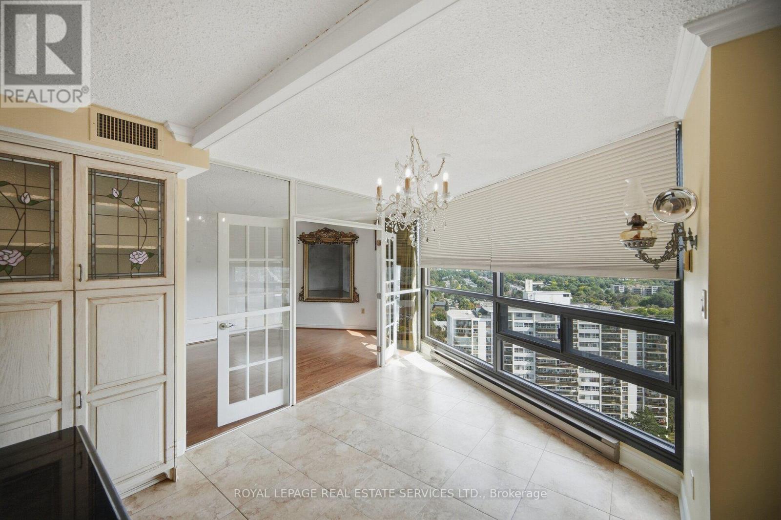 #2305 2010 ISLINGTON AVENUE - 12