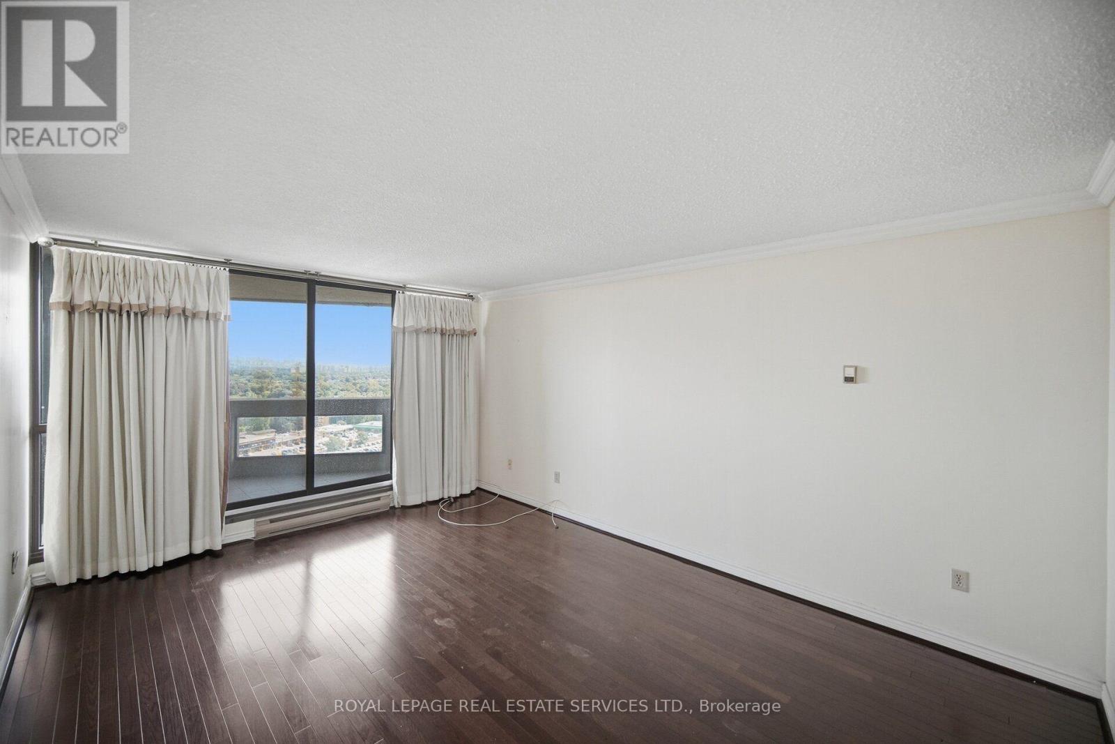 #2305 2010 ISLINGTON AVENUE - 22