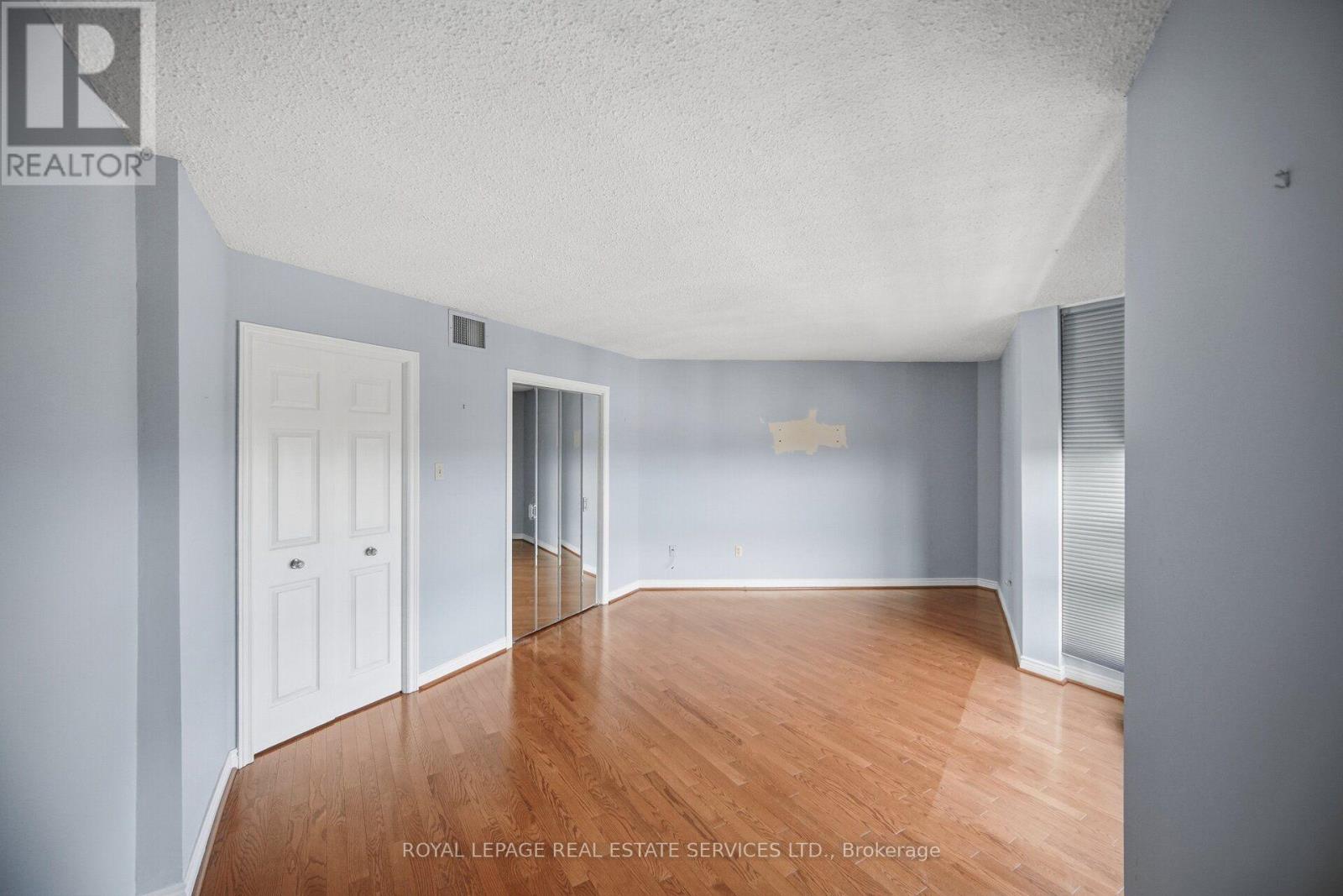 #2305 2010 ISLINGTON AVENUE - Image 30