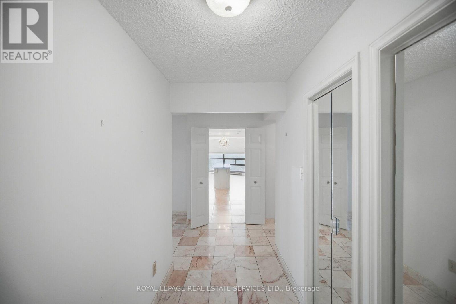 #2305 2010 ISLINGTON AVENUE - 6