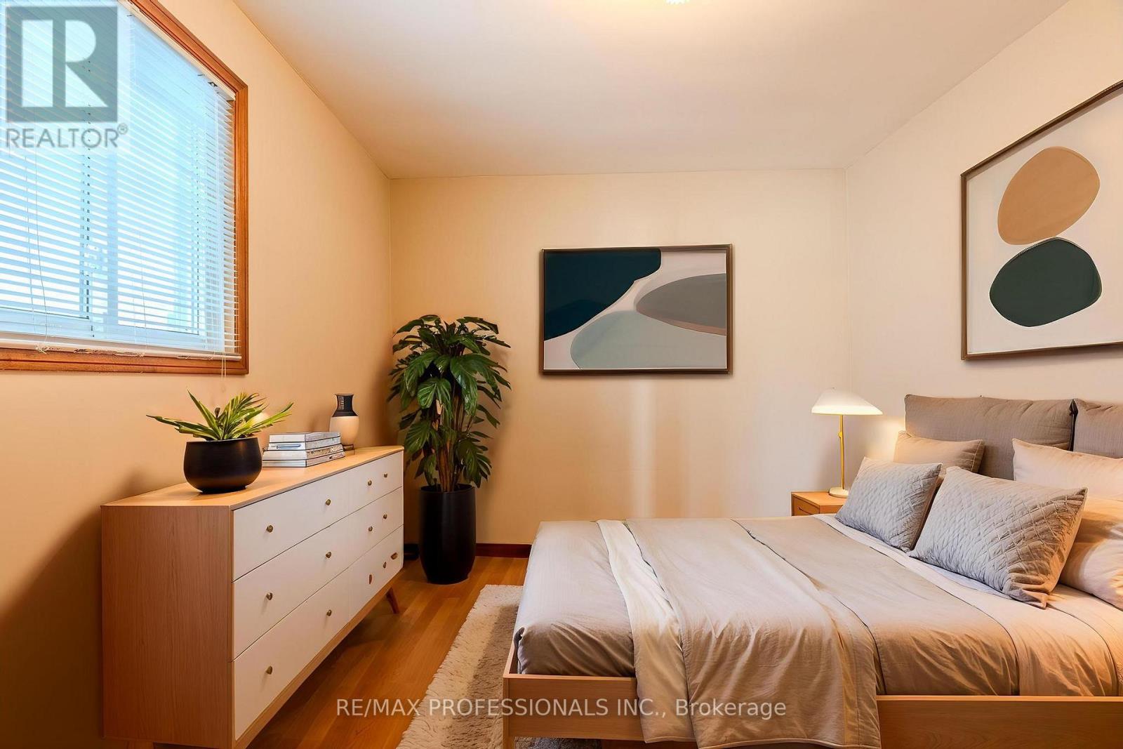 45 CHARTWELL ROAD - 14