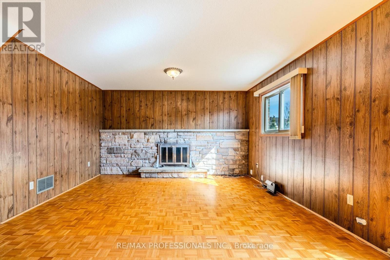 45 CHARTWELL ROAD - 18