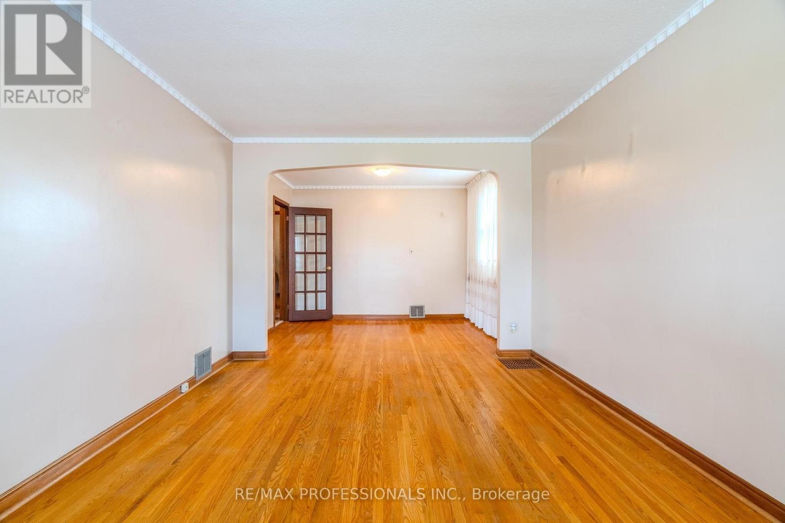 45 CHARTWELL ROAD - 6
