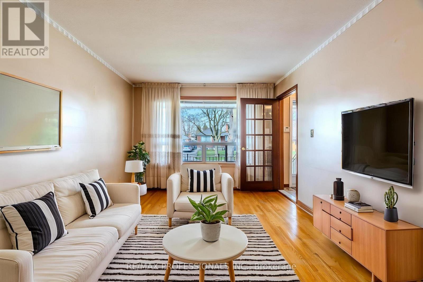 45 CHARTWELL ROAD - 7