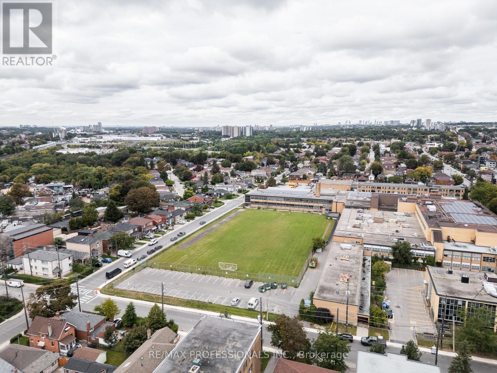 #1019 1600 KEELE STREET - Image 35