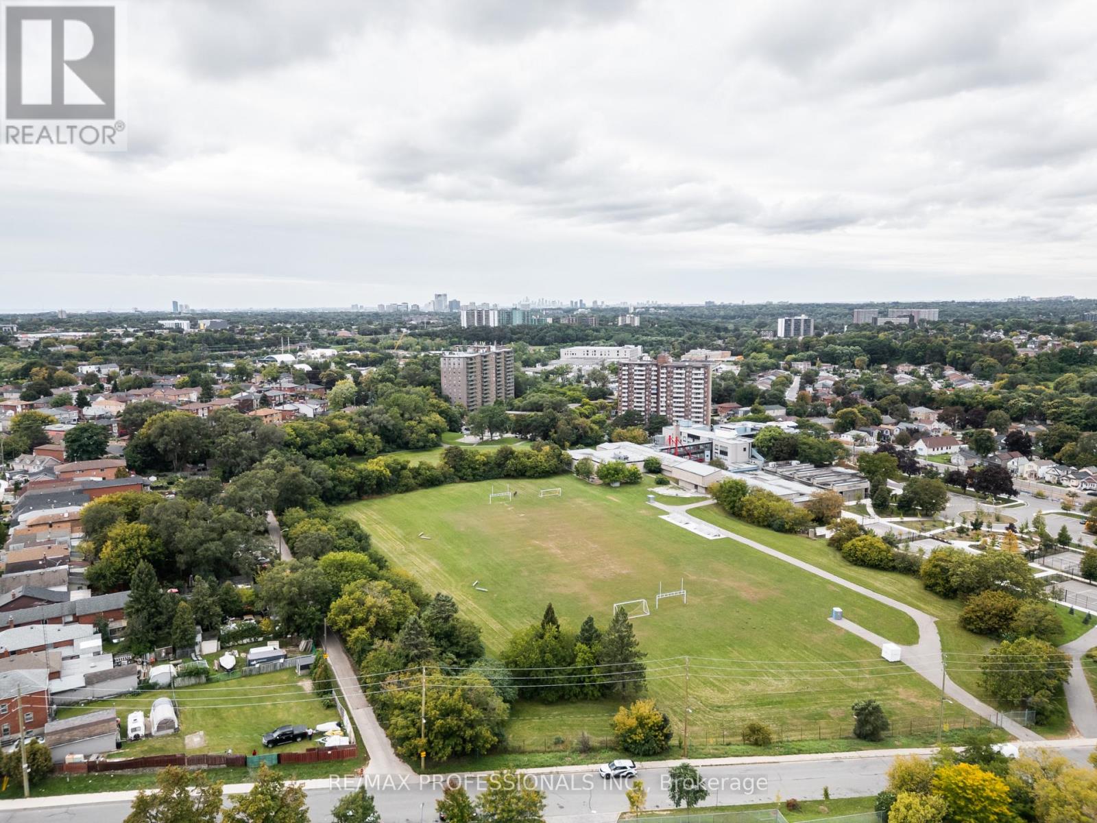 #1019 1600 KEELE STREET - 36
