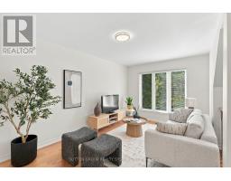 Bedroom 4 - 120 Tarragona Boulevard, Toronto, ON M6N5C5 Photo 9