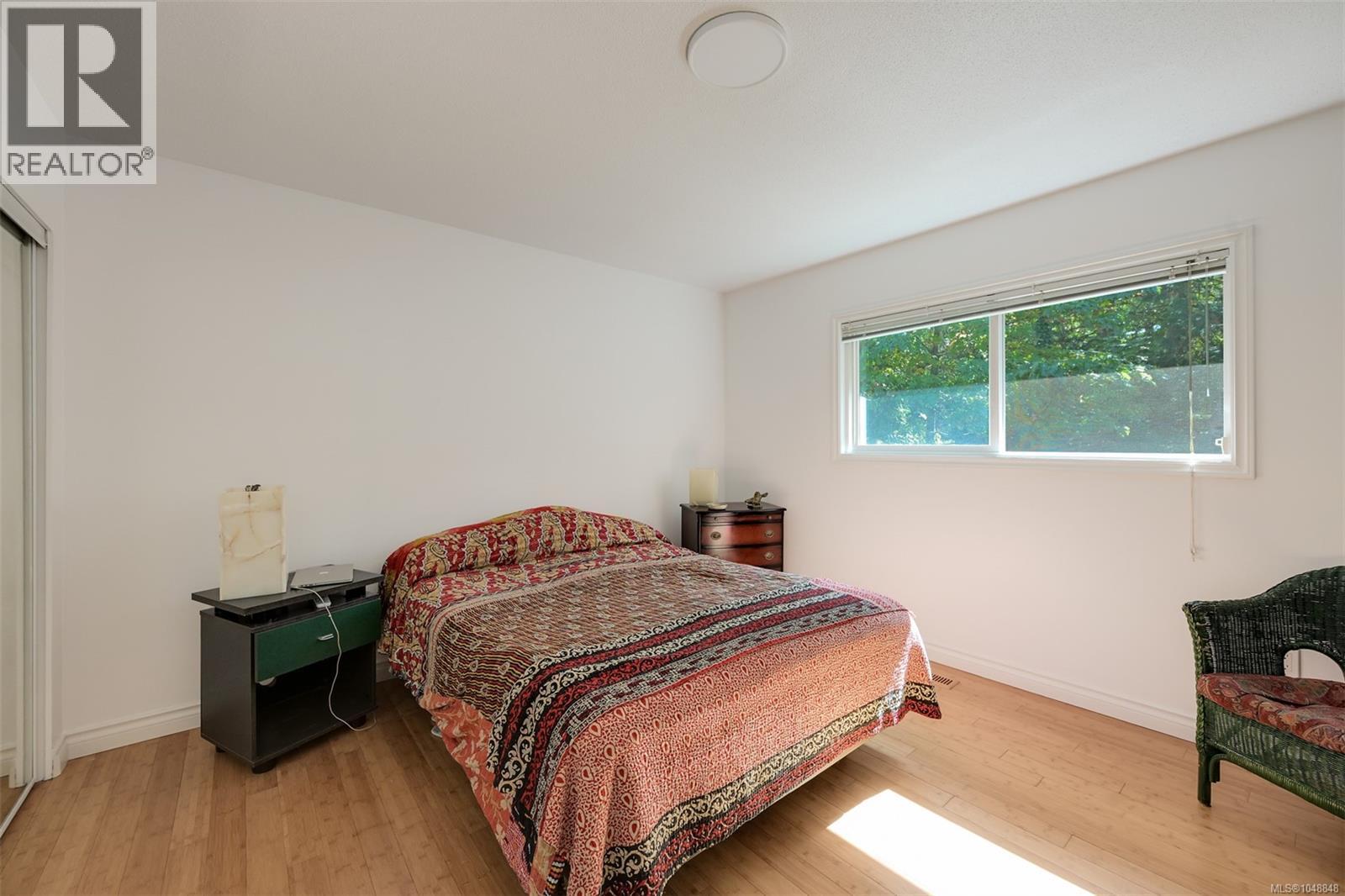 1215 Cloake Hill Rd - 19