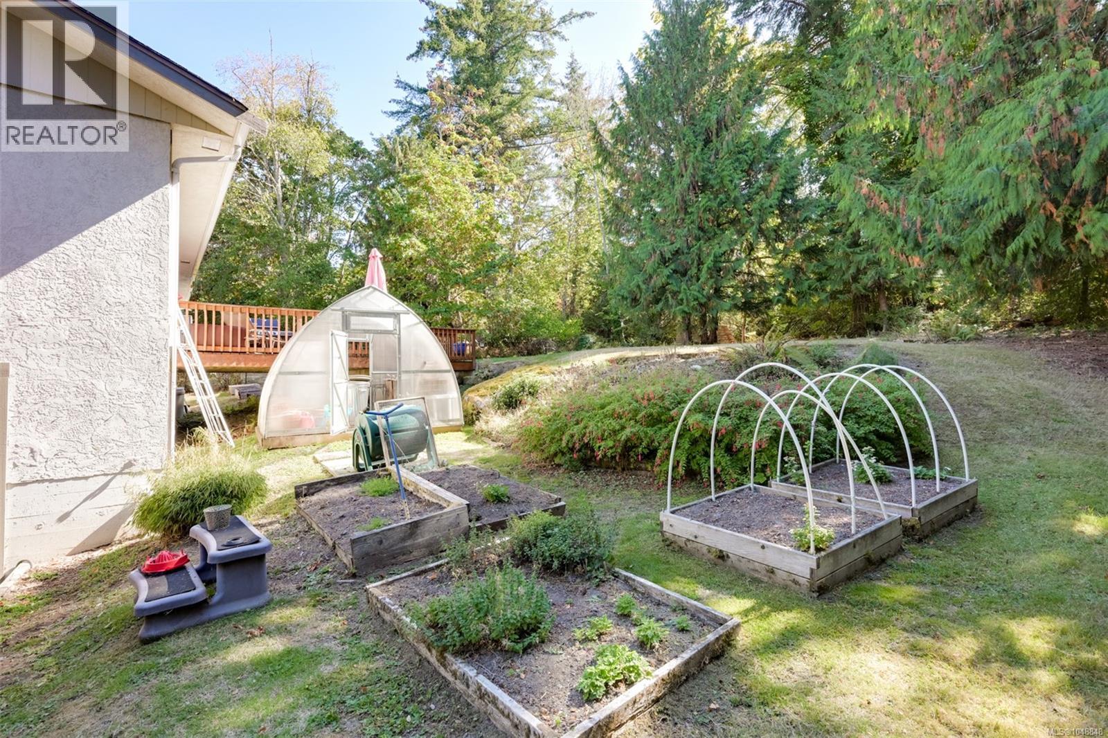 1215 Cloake Hill Rd - 38