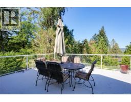 Kitchen - 1215 Cloake Hill Rd, North Saanich, BC V8L5K3 Photo 10