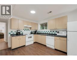 1215 Cloake Hill Rd, North Saanich, BC V8L5K3 Photo 27