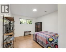 1215 Cloake Hill Rd, North Saanich, BC V8L5K3 Photo 30